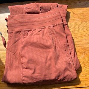 Lululemon dance studio joggers